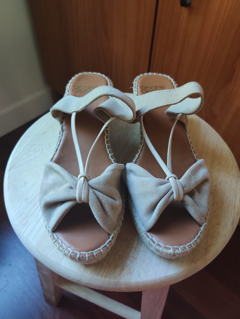 Andre Assous Ante Camello Espadrilles NWOT Sz 7